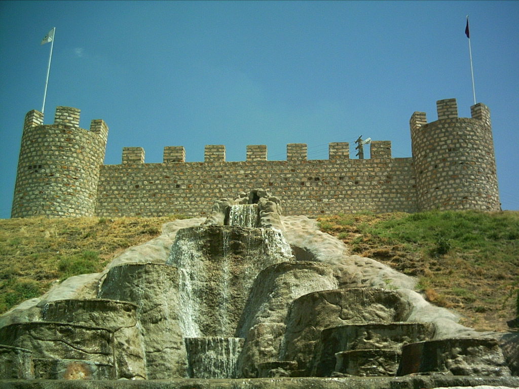 Şereflikoçhisar, Türkiye