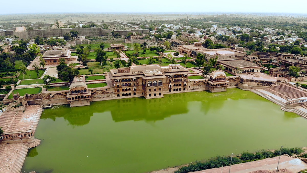 Dīg, India