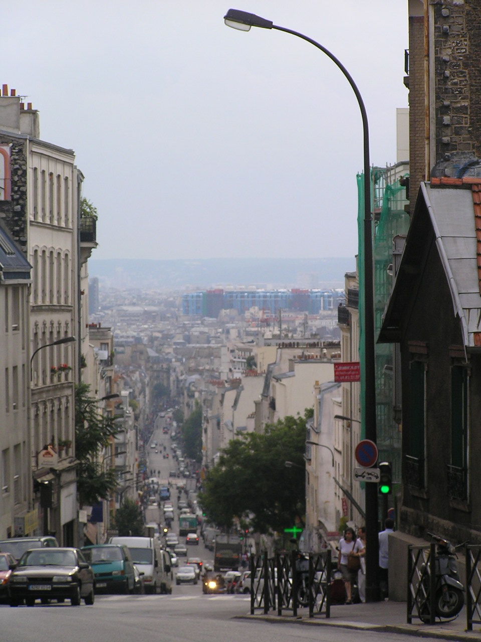 Paris 20 Ménilmontant, France