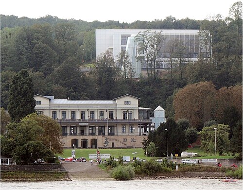 Arp Museum Bahnhof Rolandseck, Königswinter