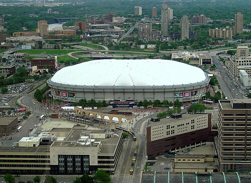 Hubert H. Humphrey Metrodome, Minneapolis