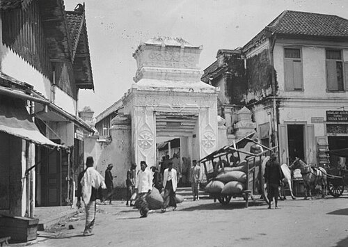 Ampel Mosque, Surabaya