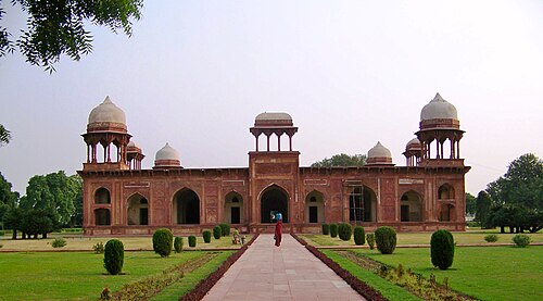Tomb of Mariam-uz-Zamani, Agra