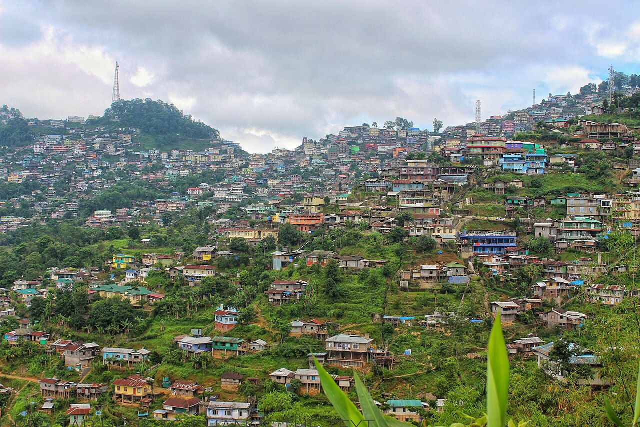 Mokokchūng, India