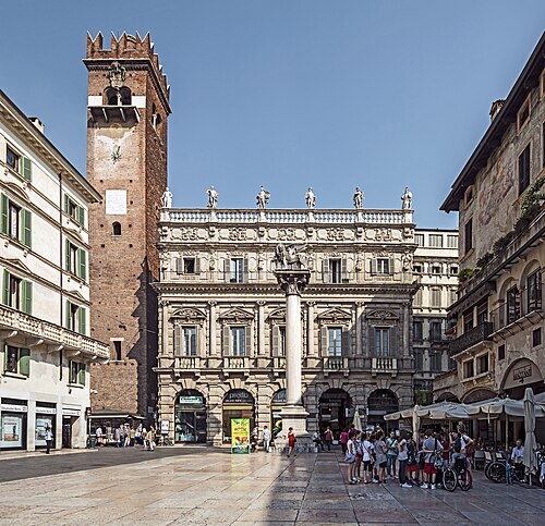 piazza delle Erbe, Verona