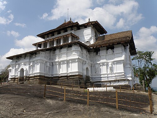 Lankatilaka Vihara, Kandy