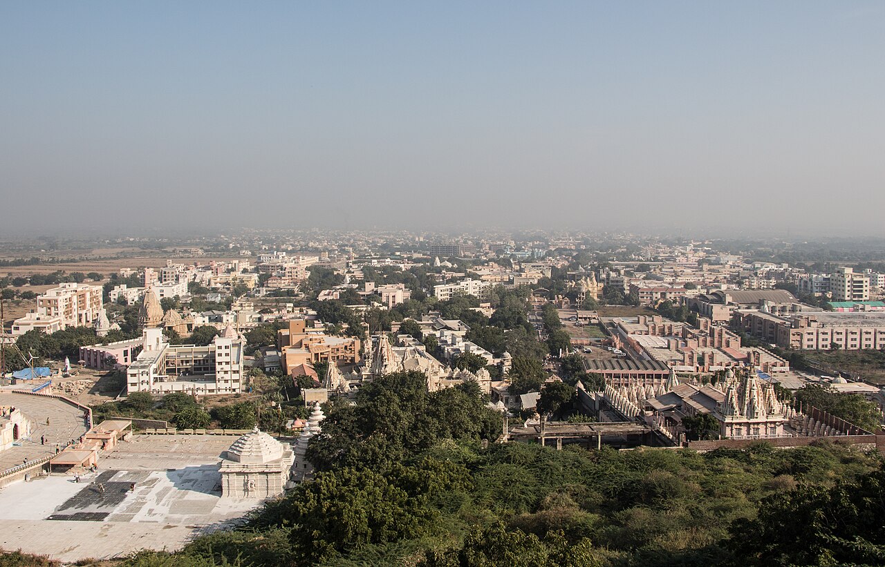Pālitāna, India