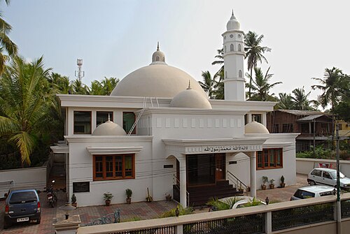 Tahir Mosque, Mādāyi