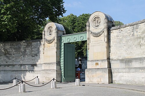 Père Lachaise Cemetery, Paris