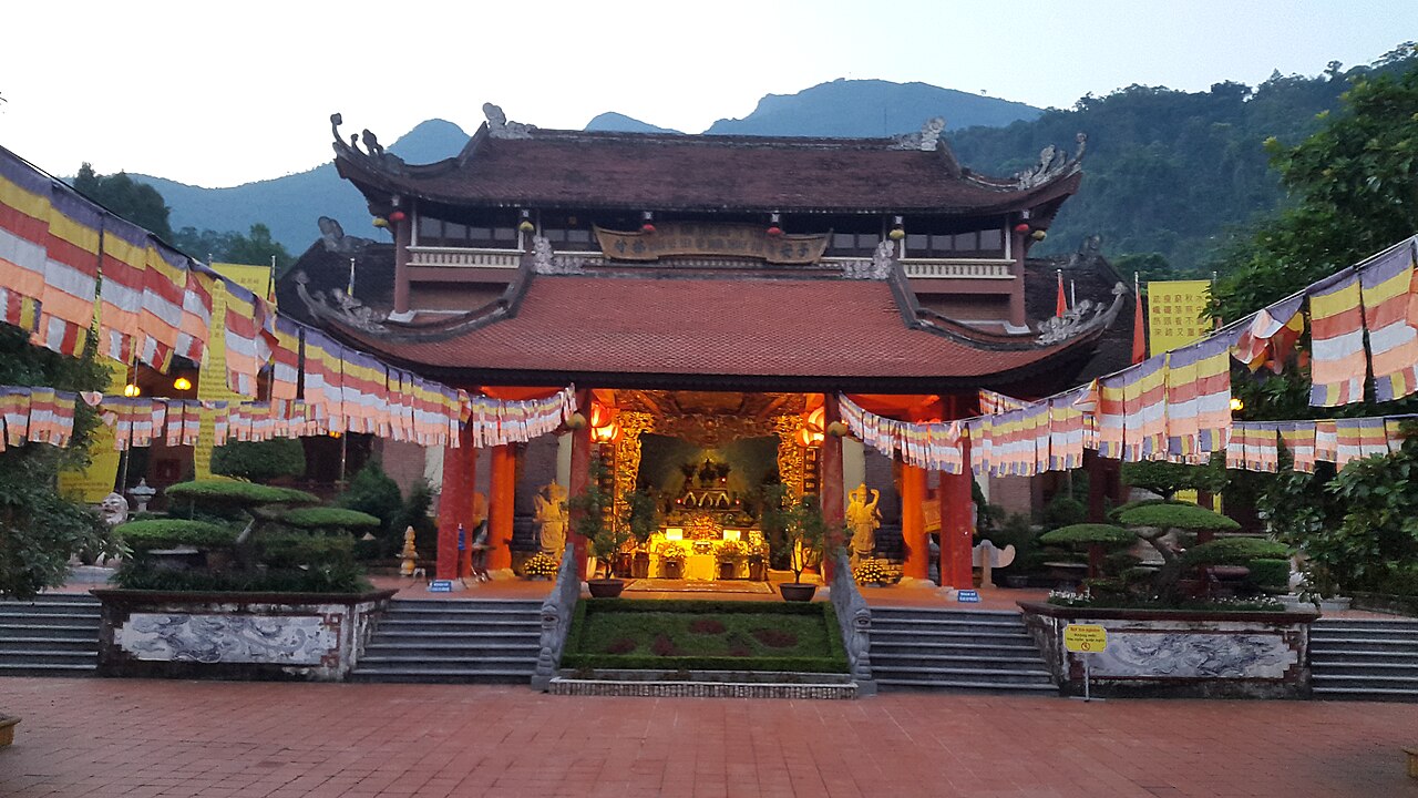 Thành Phố Uông Bí, Viet Nam
