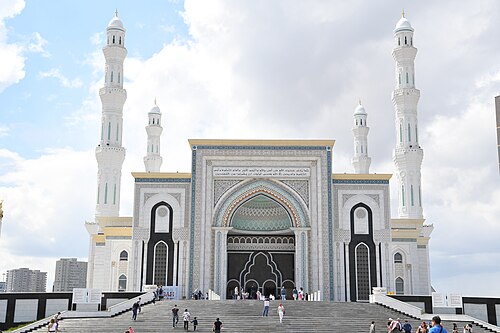 Khazret Sultan Mosque, Astana