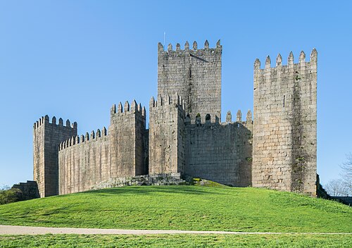 Castle of Guimarães, Guimarães