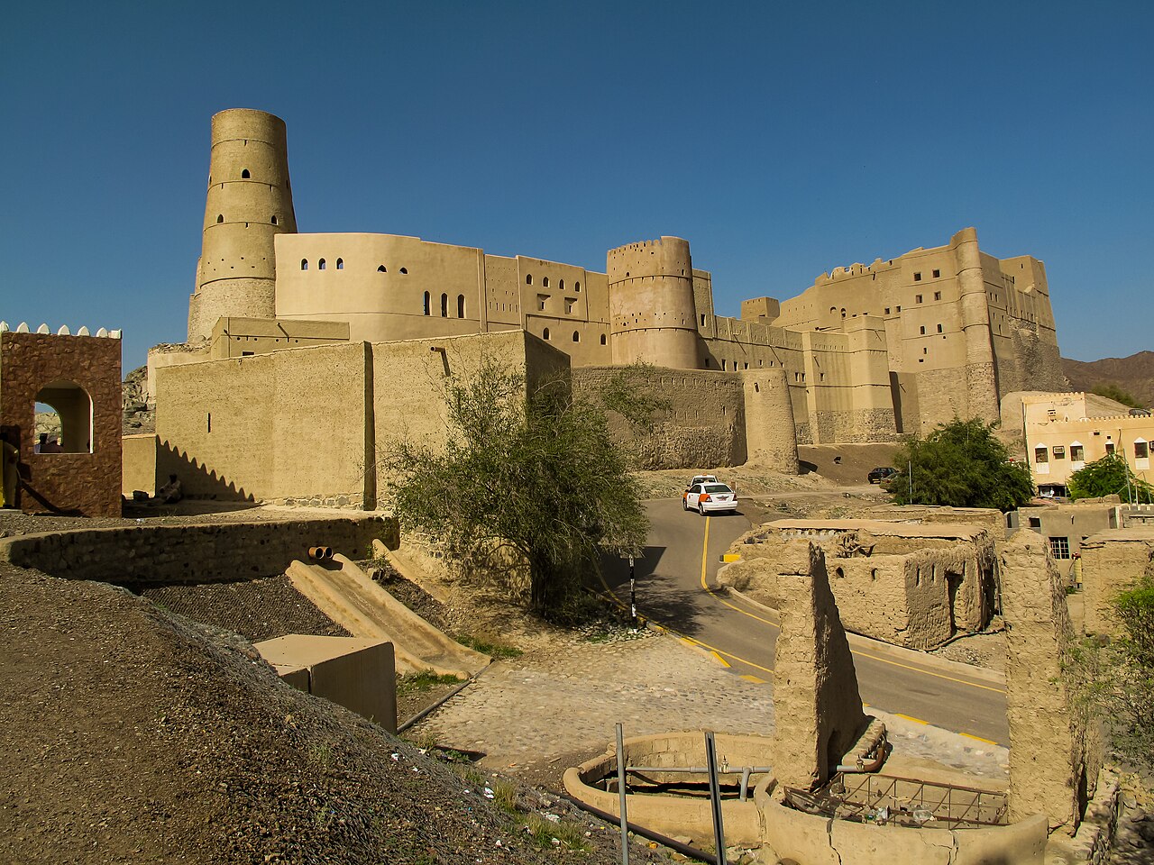 Bahlā’, Oman