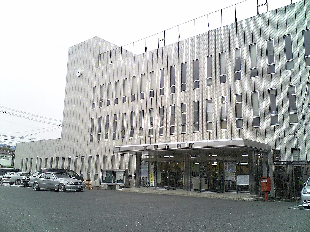 Maebaru-chūō, Japan