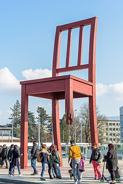 Broken Chair, Geneva